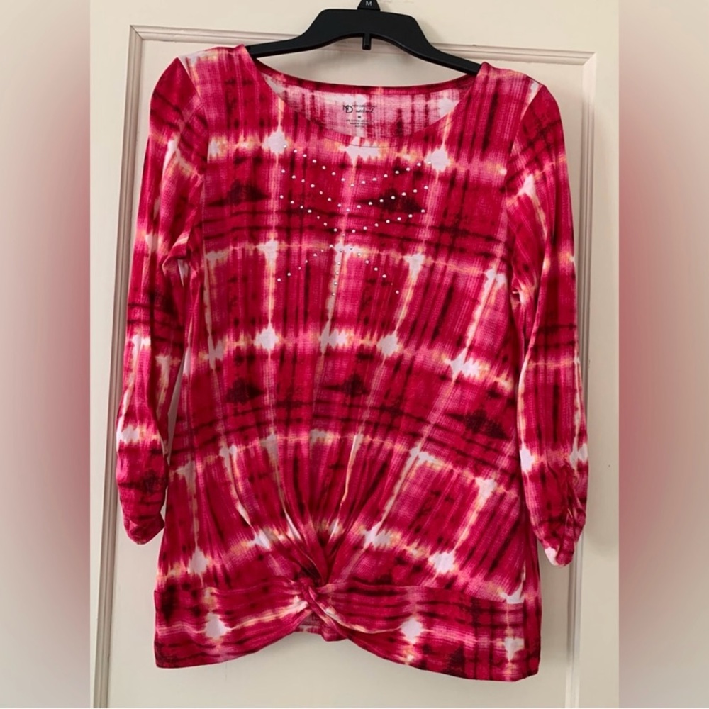 NEW DIRECTIONS WEEKEND Top Size M